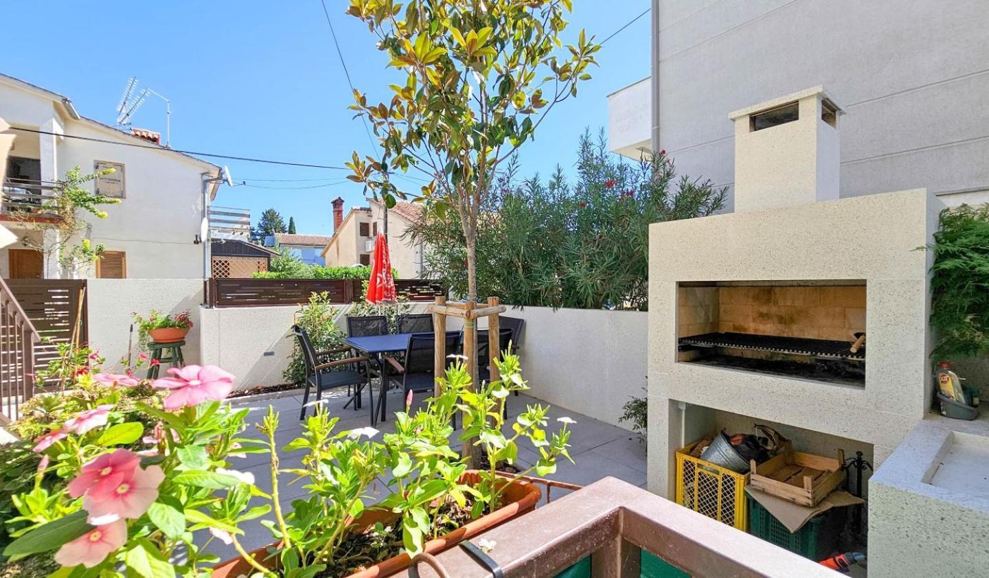 Apartamento Maja One Novigrad Istria Exterior foto